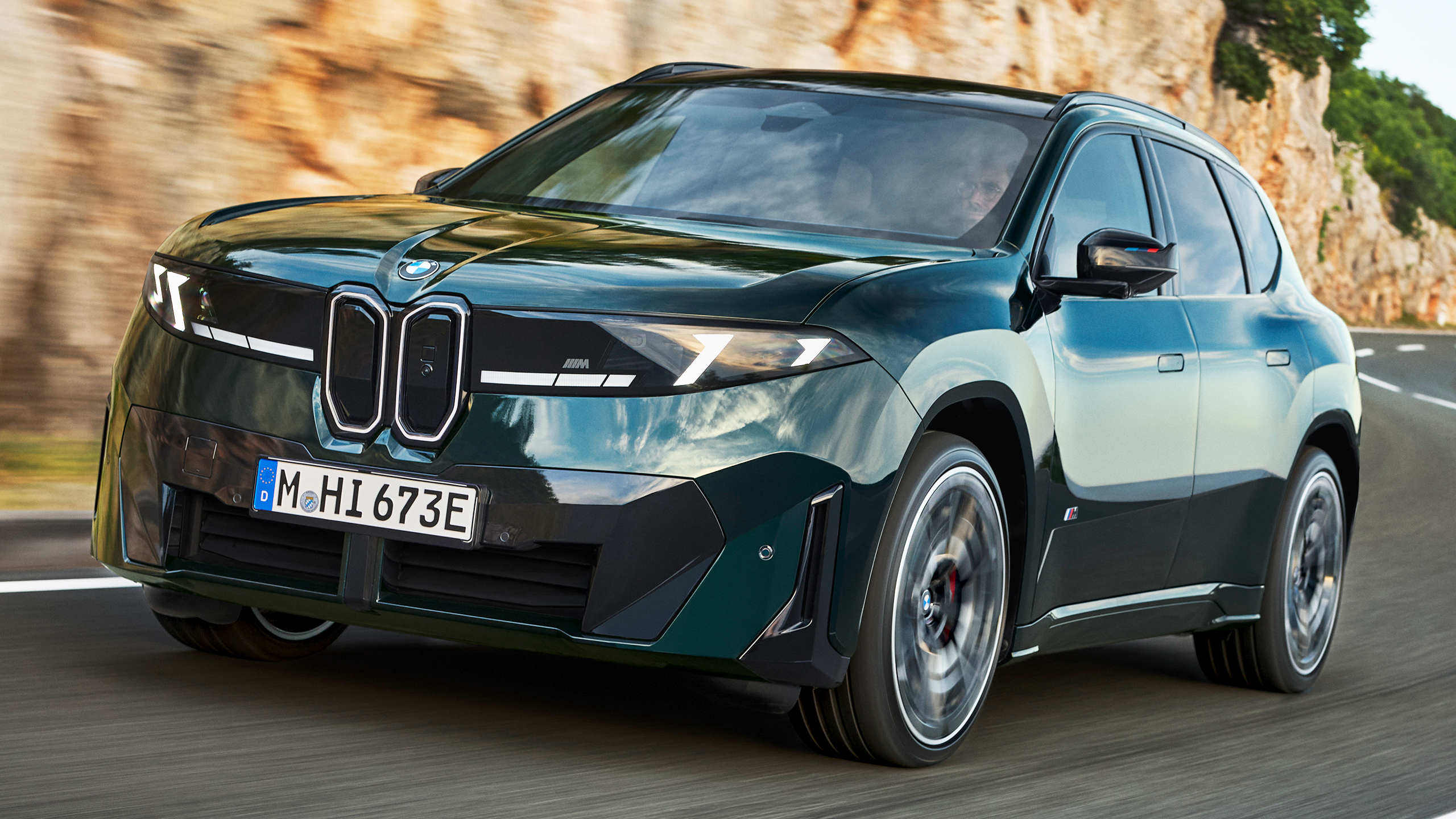 BMW iX3 M60: Высокие скорости и мощь