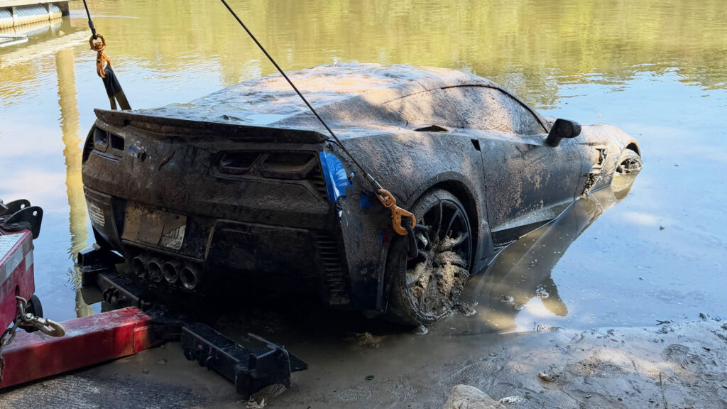  Believe It Or Not, This Stolen C7 Corvette Spent Years Underwater