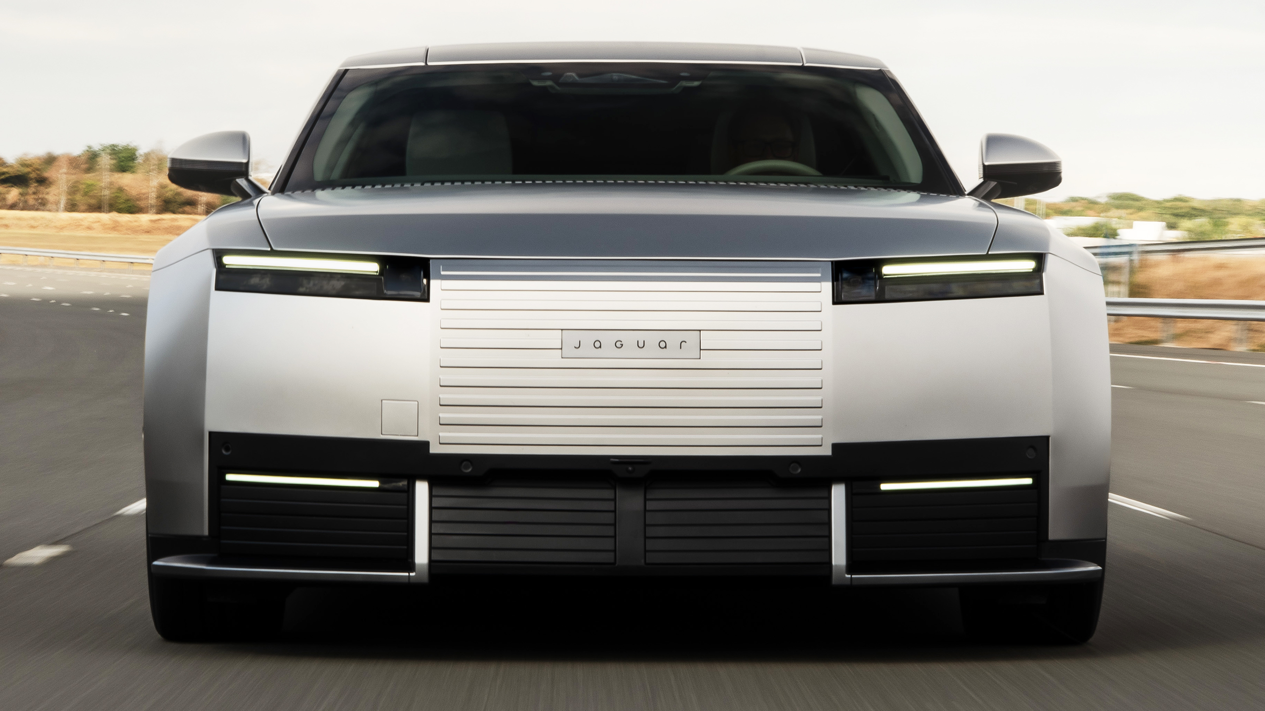 Jaguar Type 01：顛覆傳統的激進電動車