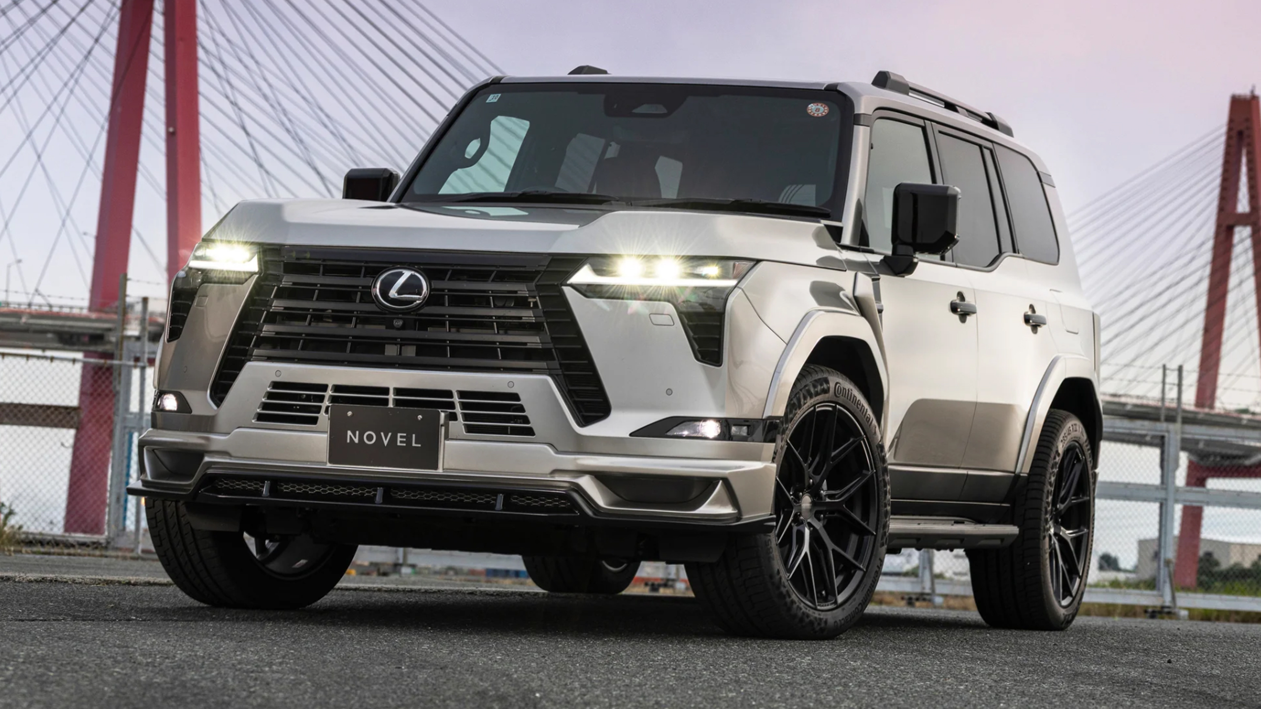 Lexus-GX550-Novel-1