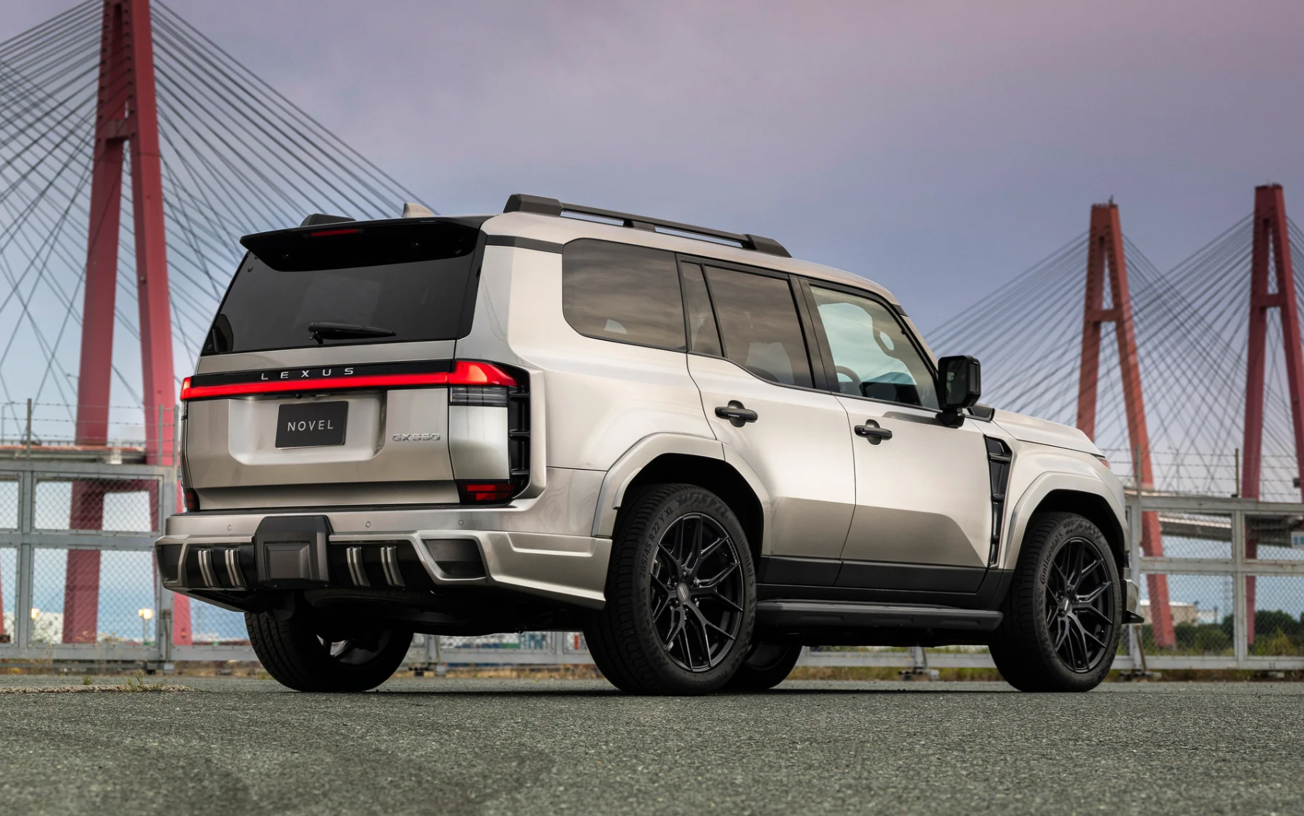 Lexus-GX550-Novel-4