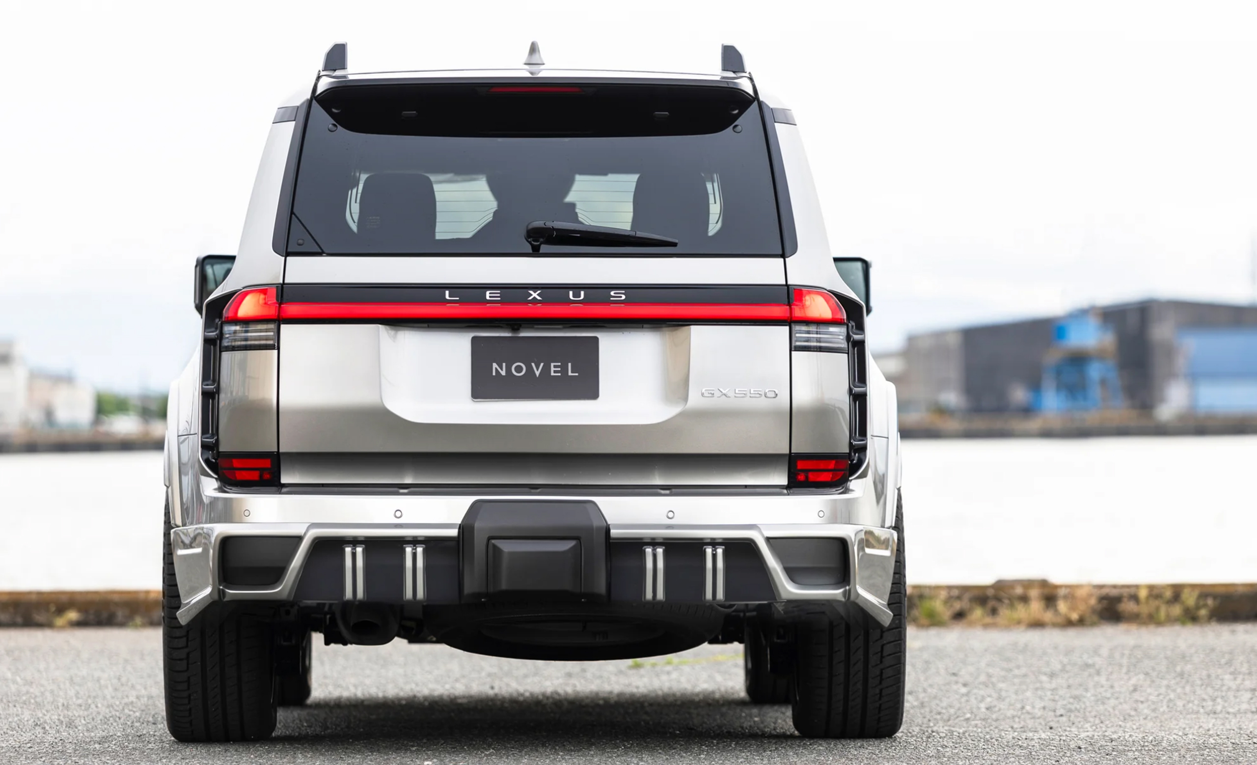 Lexus-GX550-Novel-9