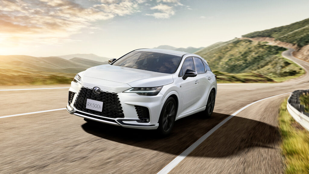  Lexus Fine-Tuned The New RX At The N&uuml;rburgring