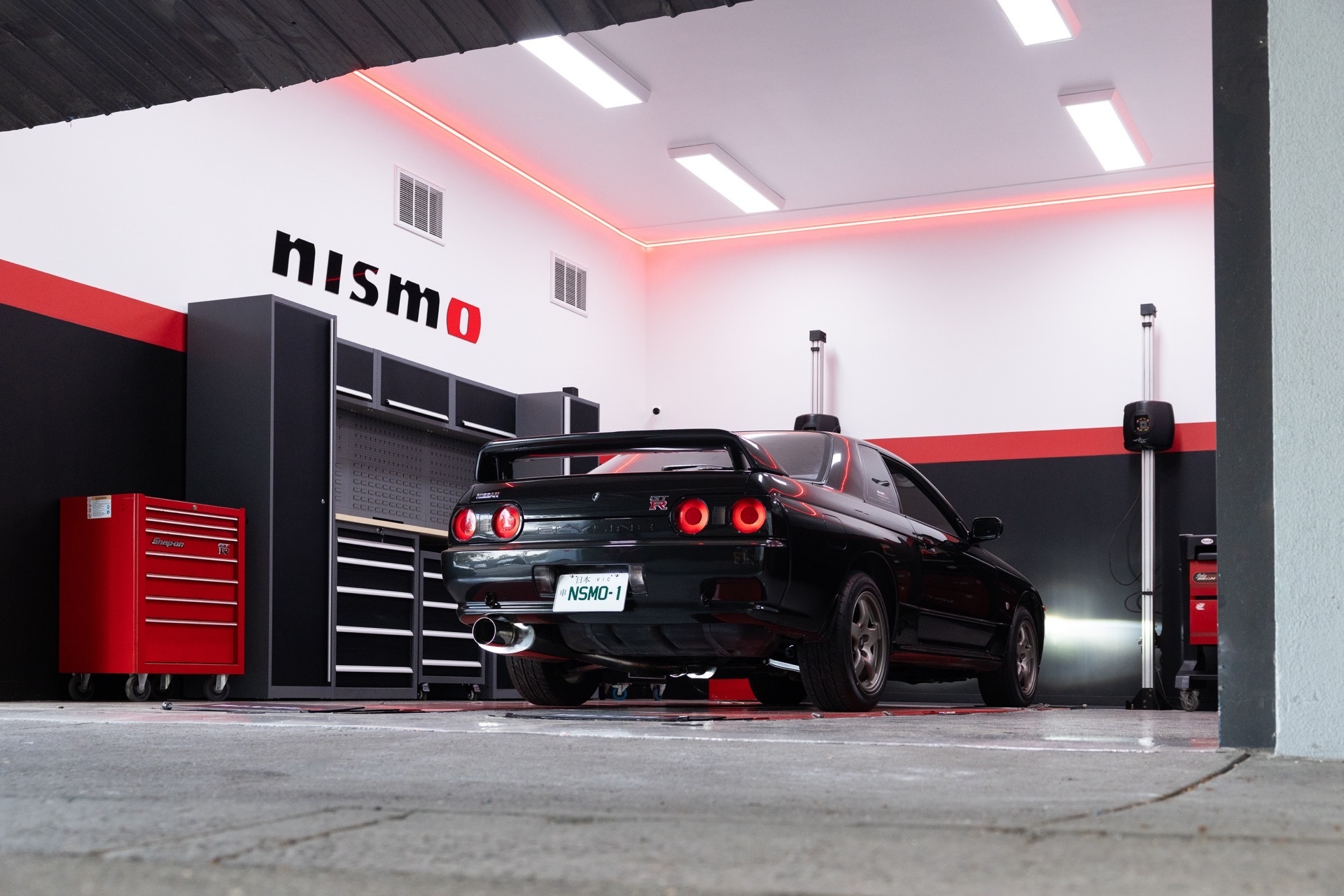 Nissan Nismo Performance Center Australia 32