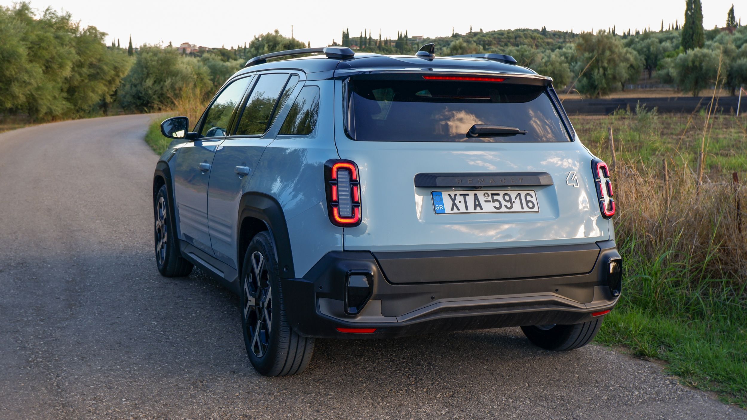 Renault 4 E-Tech - CarScoops - Exterior (11)