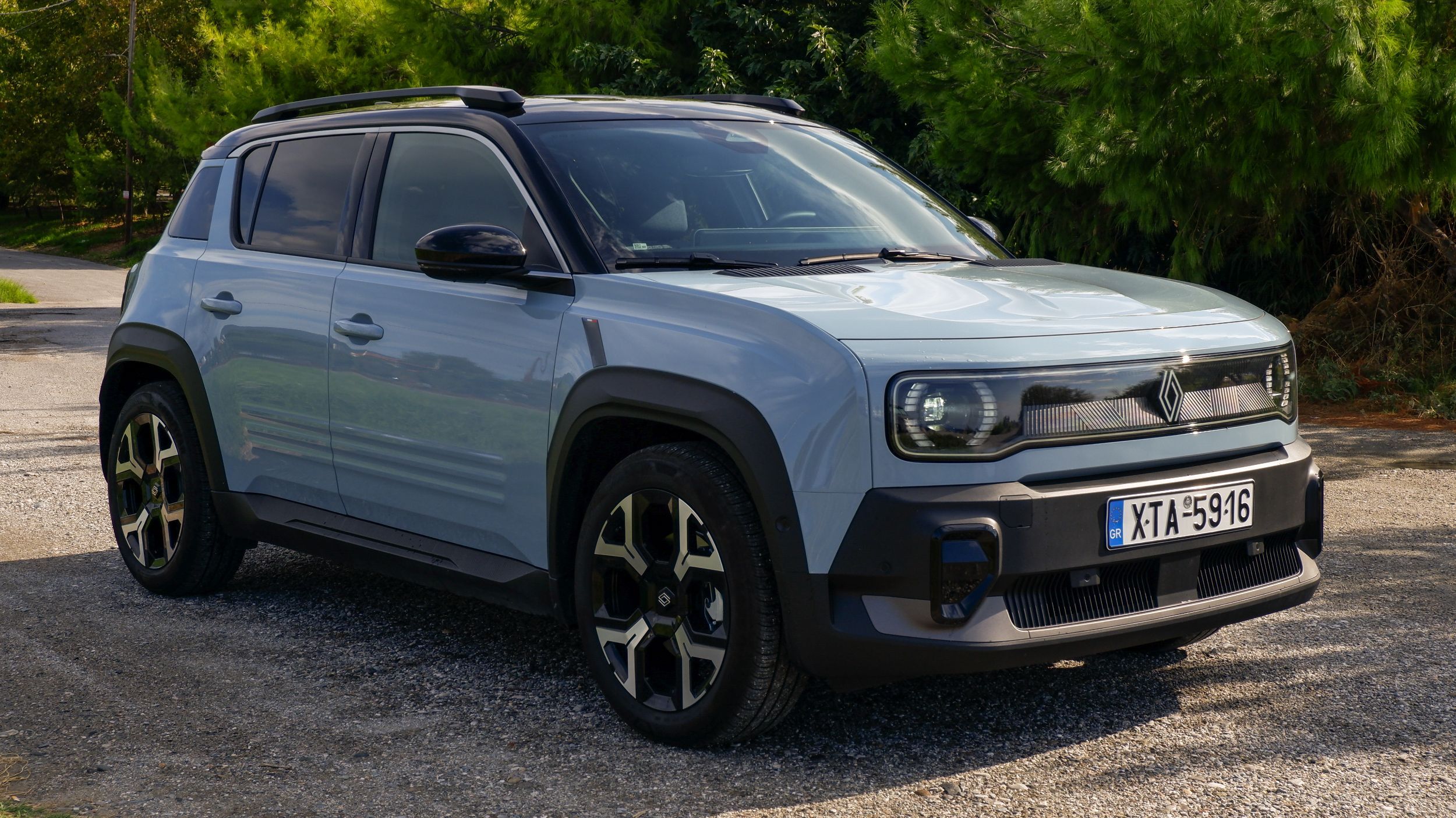 Renault 4 E-Tech - CarScoops - Exterior (2)