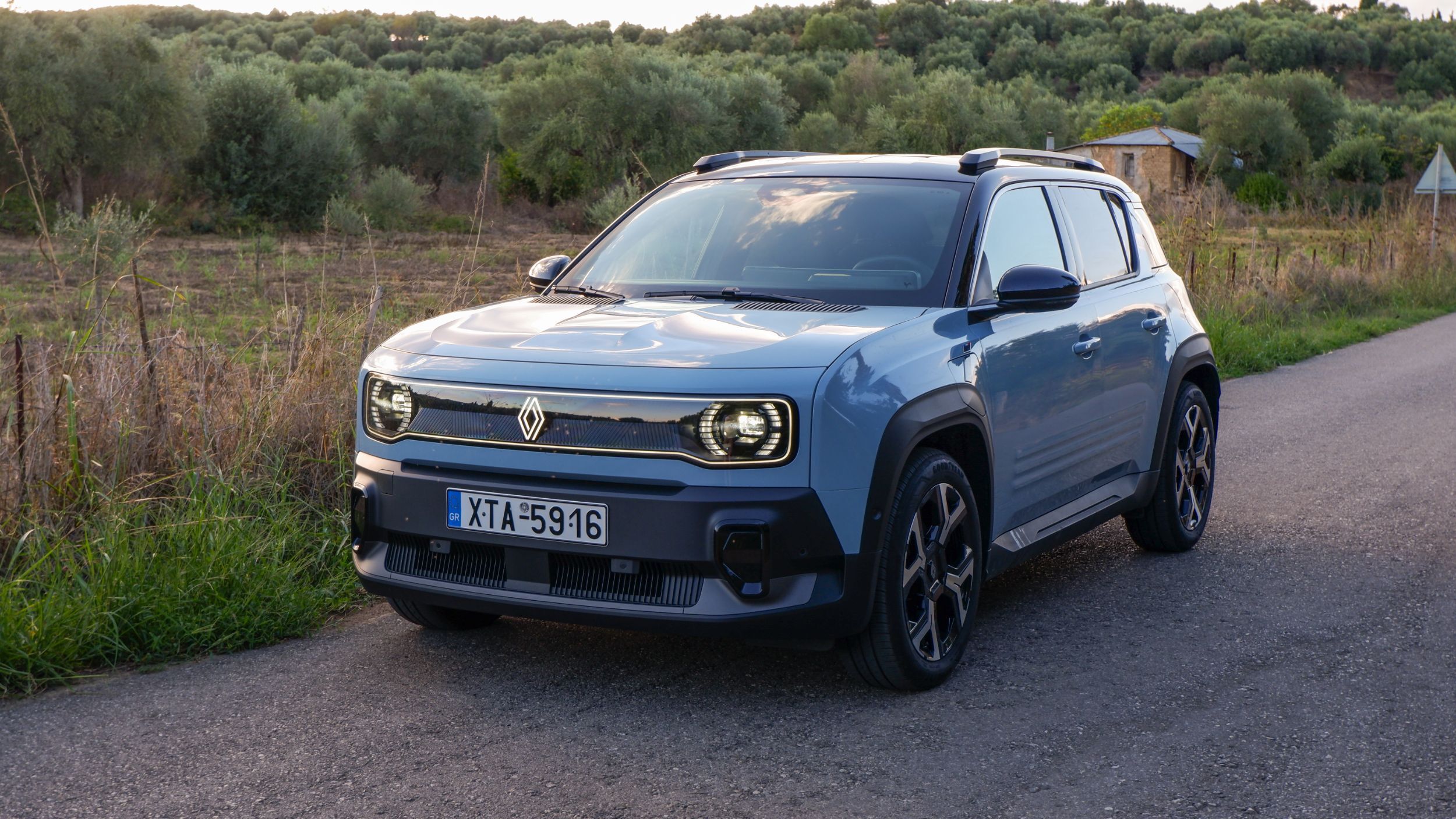 Renault 4 E-Tech - CarScoops - Exterior (5)
