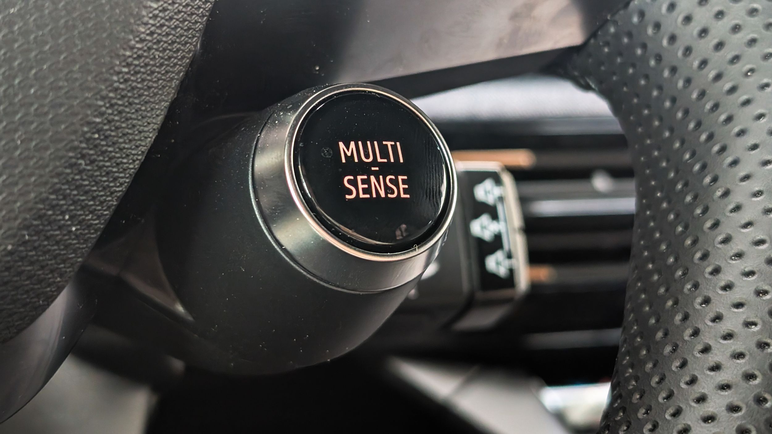 Renault 4 E-Tech - CarScoops - Interior (40)