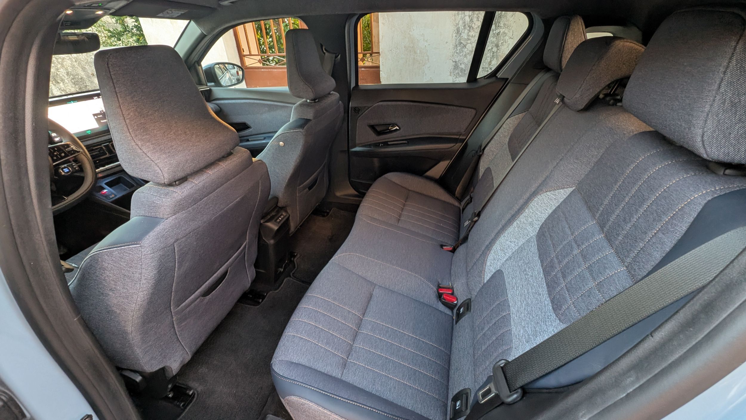 Renault 4 E-Tech - CarScoops - Interior (9)
