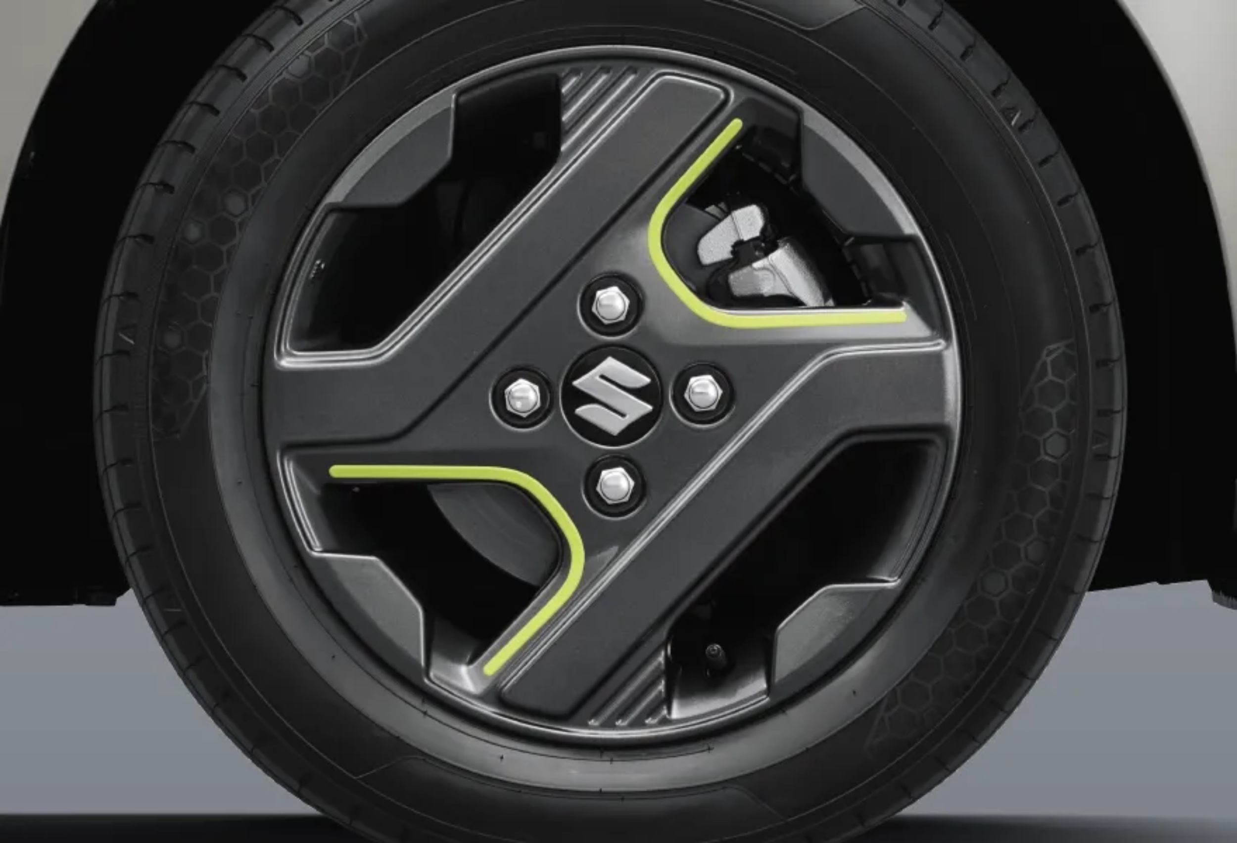 Suzuki e-Sky - Japan - Accessories - Neo Future (11)