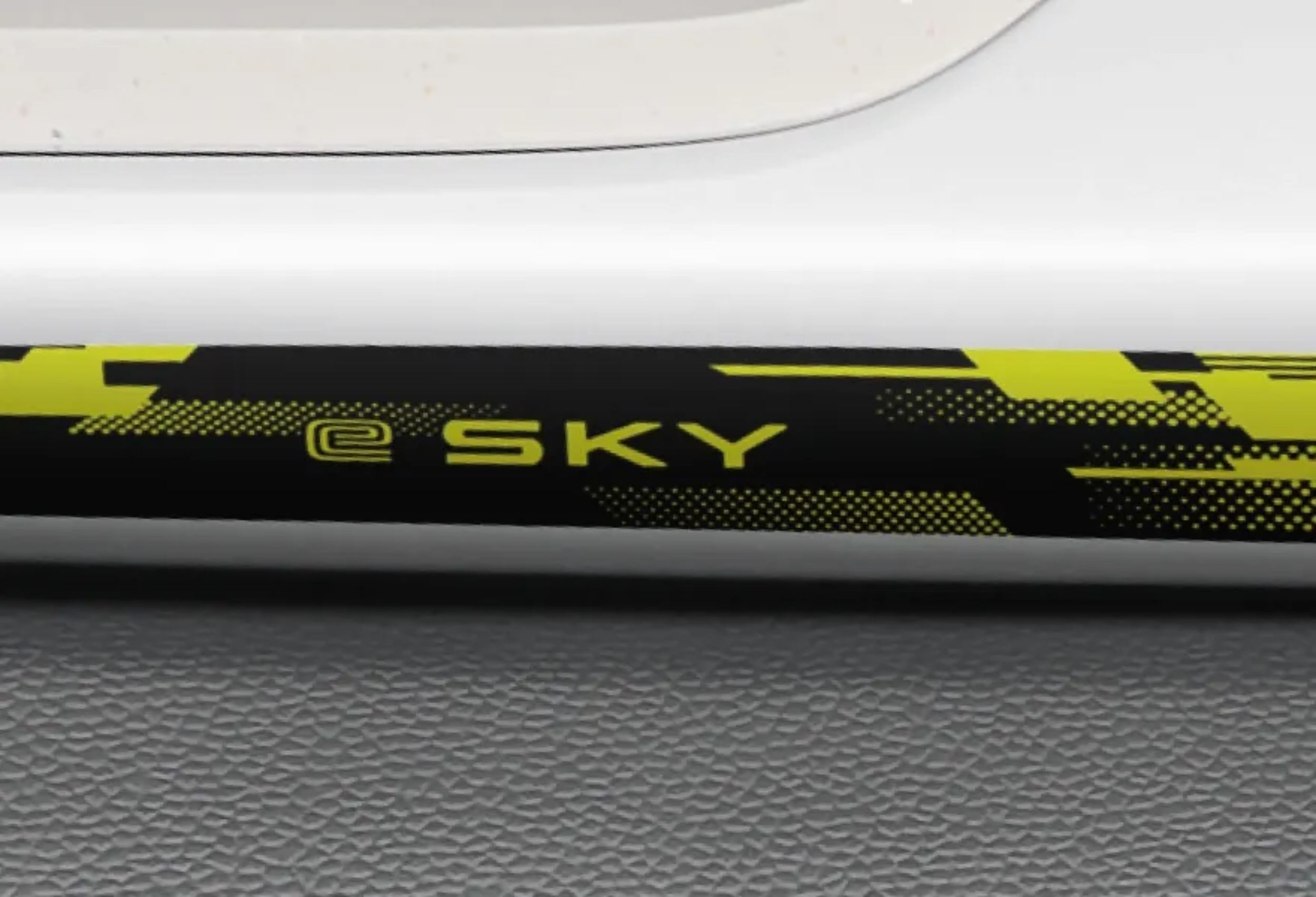 Suzuki e-Sky - Japan - Accessories - Neo Future (12)