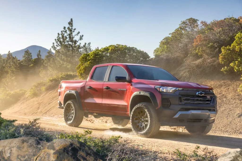 https://www.carscoops.com/wp-content/uploads/webp/2022/07/2023-Chevrolet-Colorado-104-1024x683.webp
