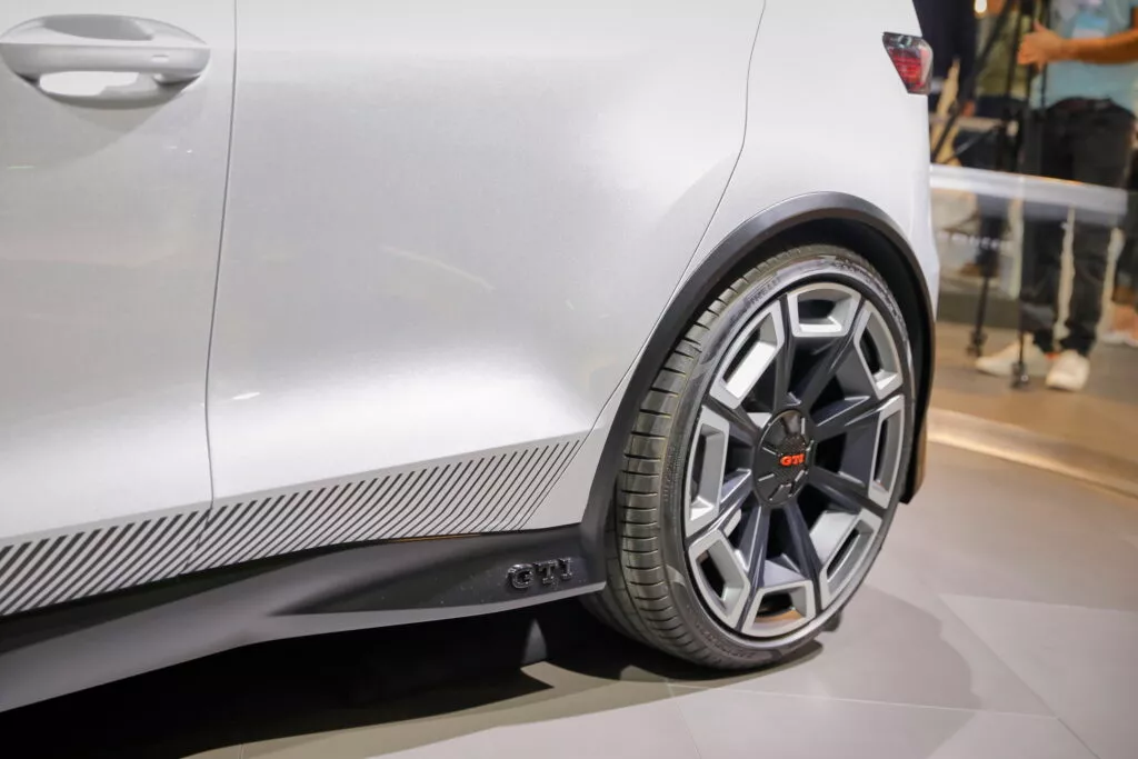 https://www.carscoops.com/wp-content/uploads/webp/2023/09/VW-ID-GTI-Concept-MS-4-Carscoops-1024x683.webp