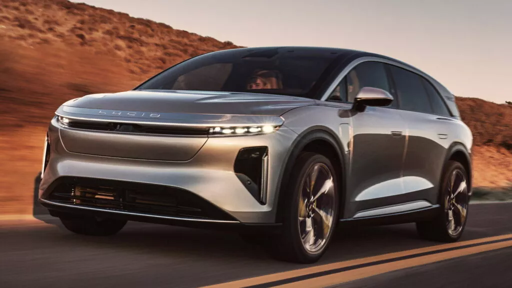 https://www.carscoops.com/wp-content/uploads/webp/2023/11/2025-Lucid-Gravity-EXT-1-1024x576.webp