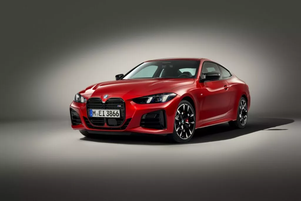 2025 BMW 4시리즈 FL - 쿠페 와 컨버 [US] : 클리앙