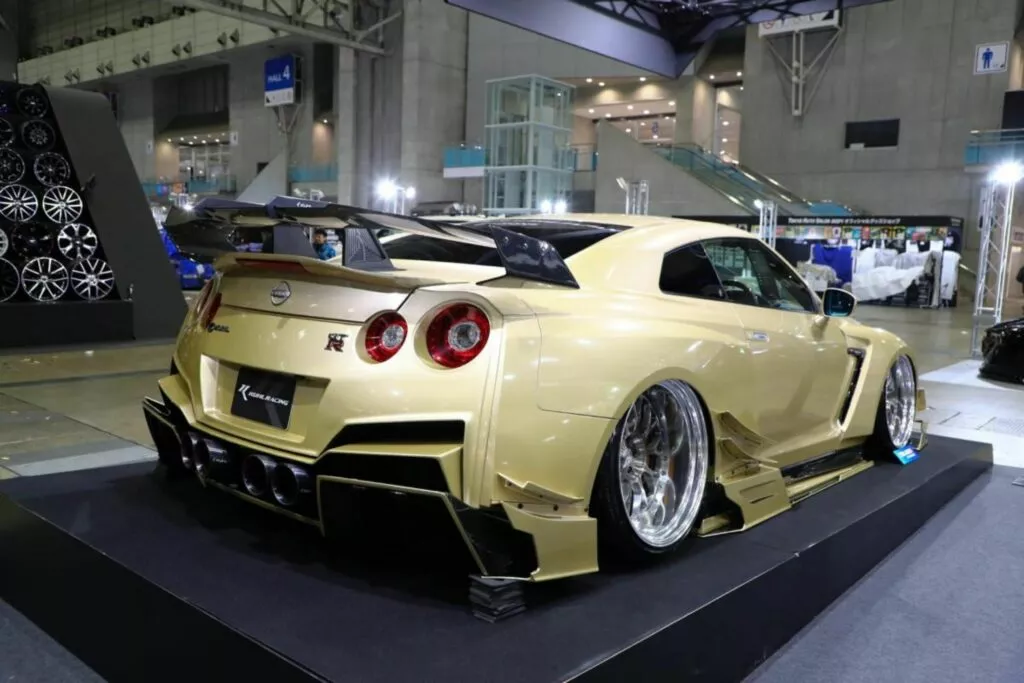 https://www.carscoops.com/wp-content/uploads/webp/2024/01/Kuhl-Nissan-GT-R-Widebody-11-1024x683.webp