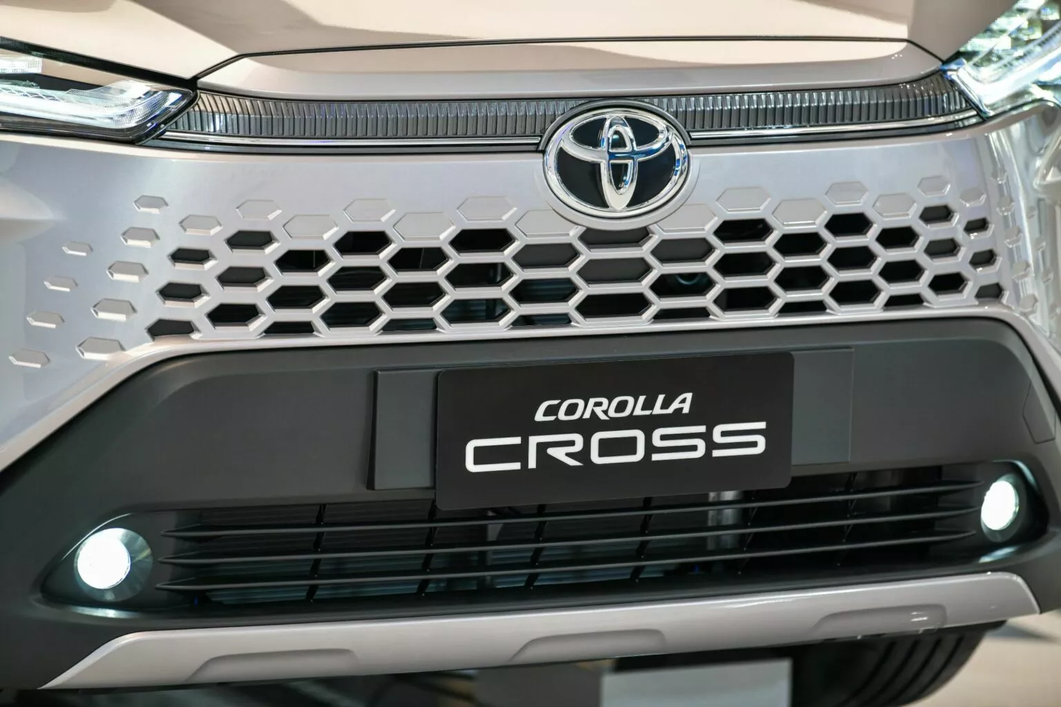 https://www.carscoops.com/wp-content/uploads/webp/2024/02/2024-Toyota-Corolla-Cross-1.8-SPORT-PLUS-5-1536x1024.webp