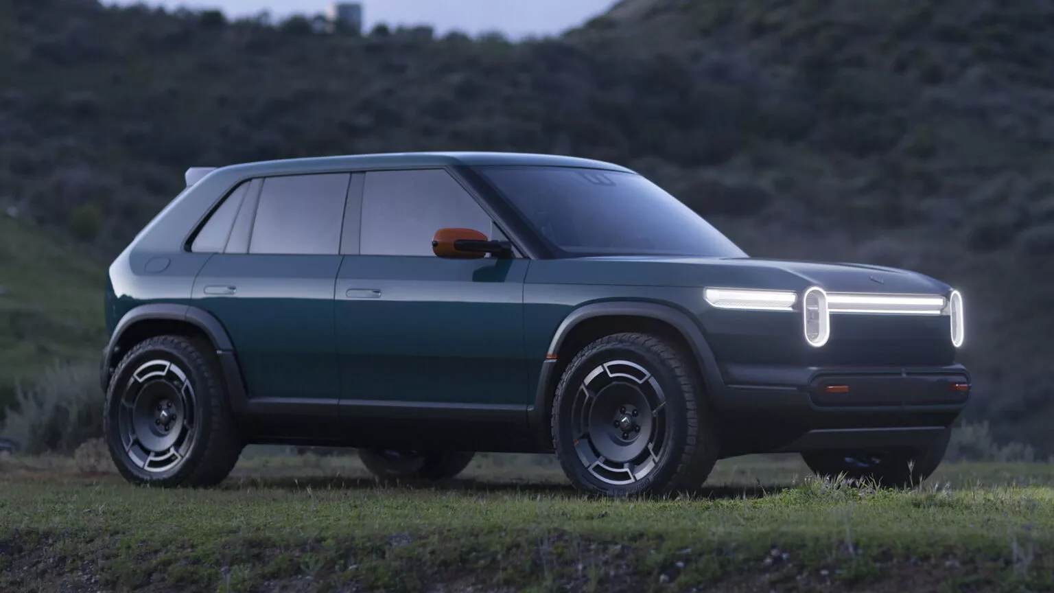 2026-Rivian-R3X-1-1536x864.webp