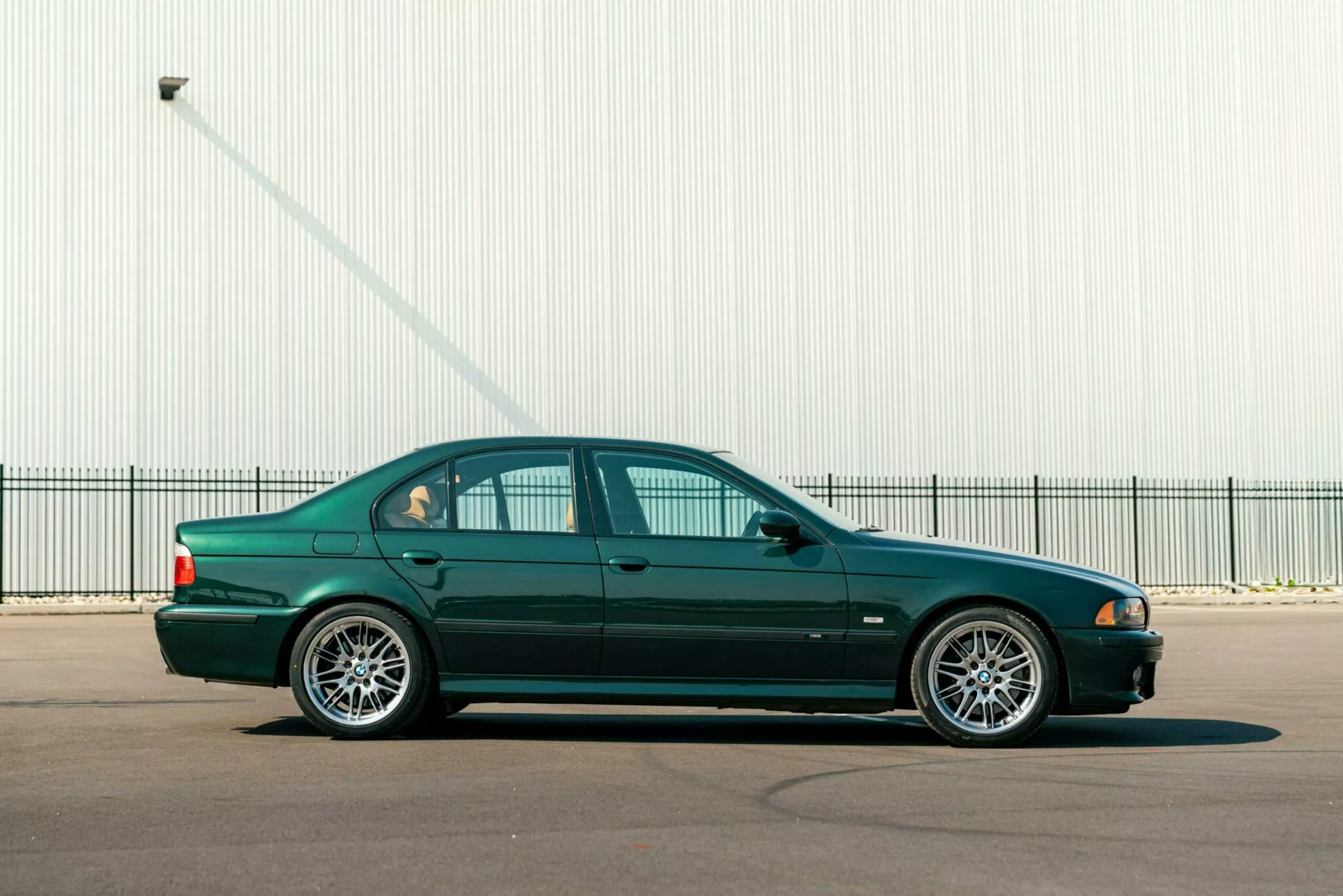 BMW-M5-4-2048x1366.webp