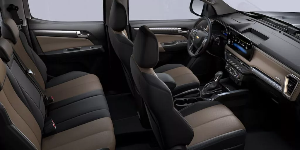 https://www.carscoops.com/wp-content/uploads/webp/2024/04/2025-Chevrolet-S10-11-1024x512.webp