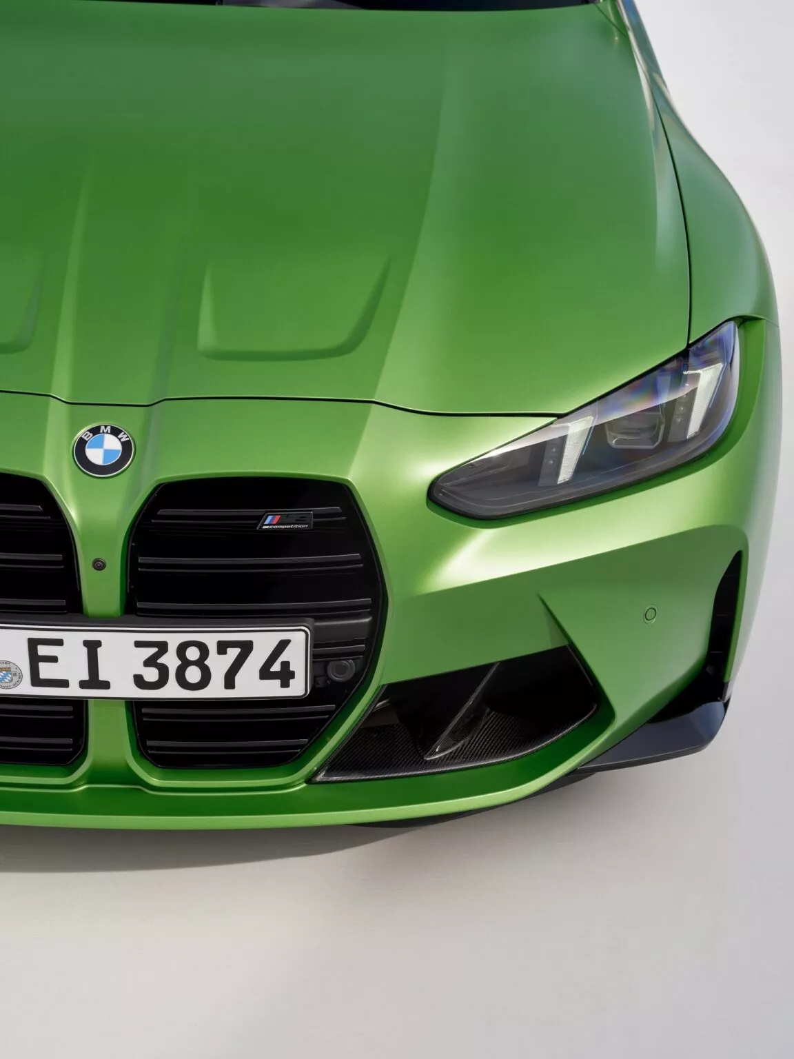 https://www.carscoops.com/wp-content/uploads/webp/2024/05/2025-BMW-M3-13-1152x1536.webp