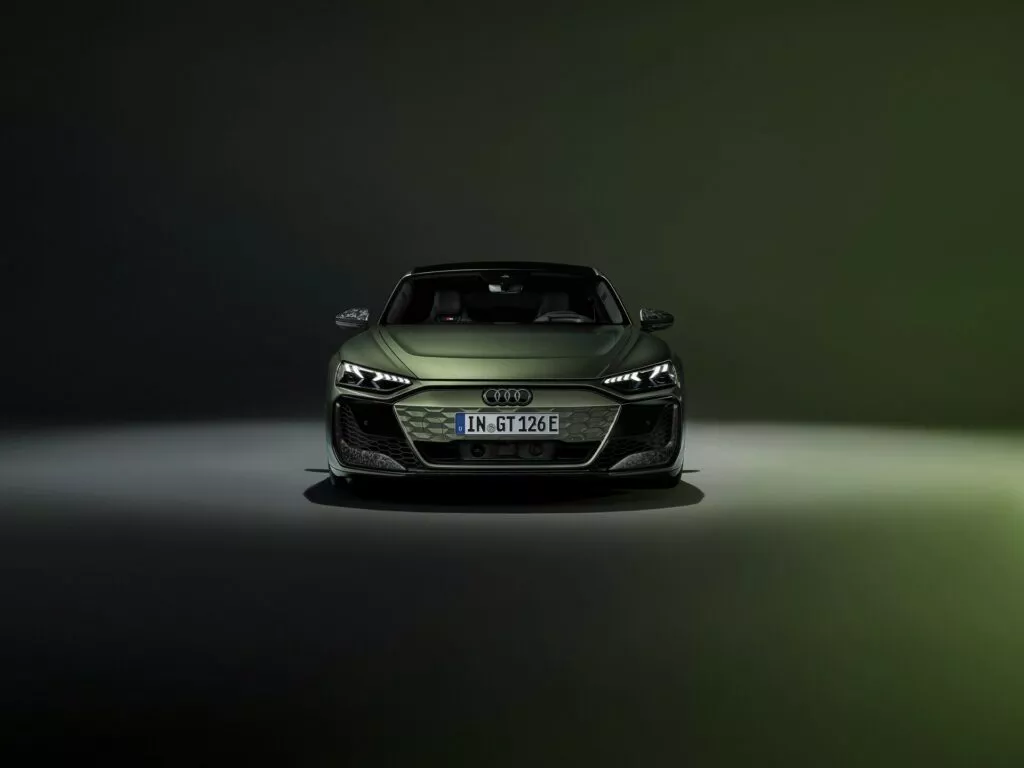 2025 아우디 RS e-Tron GT 퍼포먼스 공개 : 클리앙