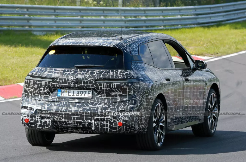 https://www.carscoops.com/wp-content/uploads/webp/2024/06/BMW-iX-facelift-00012-1024x678.webp