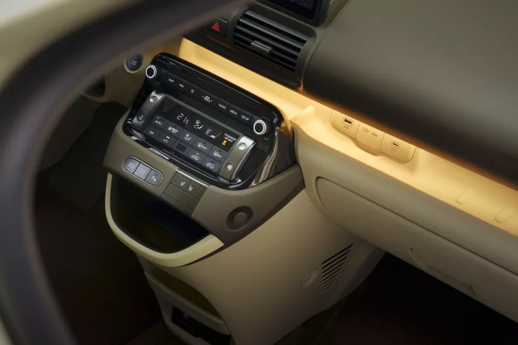 https://www.carscoops.com/wp-content/uploads/webp/2024/06/Hyundai-Inster-8-1024x683.webp