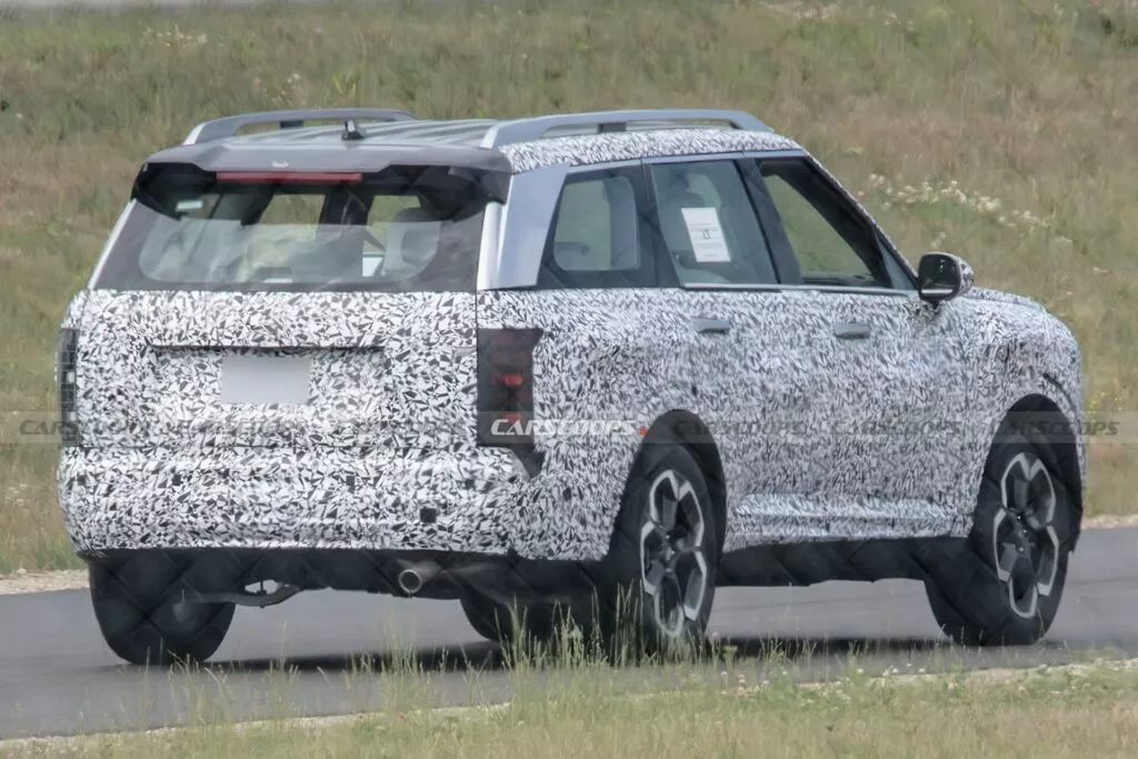 https://www.carscoops.com/wp-content/uploads/webp/2024/07/2026-Hyundai-Palisade-716-14-1024x683.webp