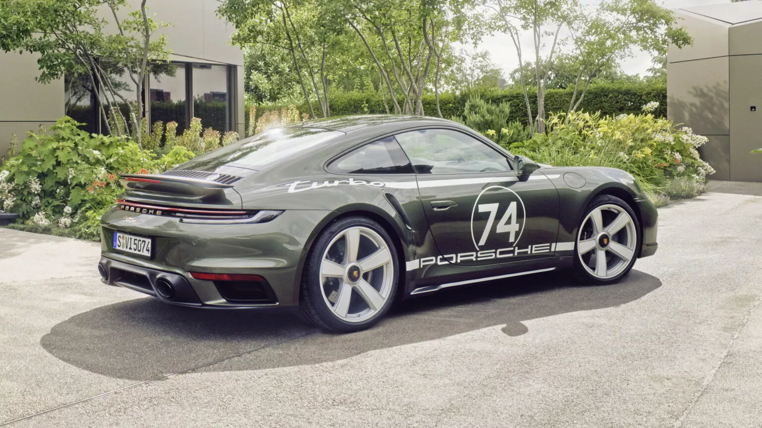 Porsche 911 992 Carrera GTS Aerokit com jantes Turbo S (2021-2024) - P, image size:1536x864
