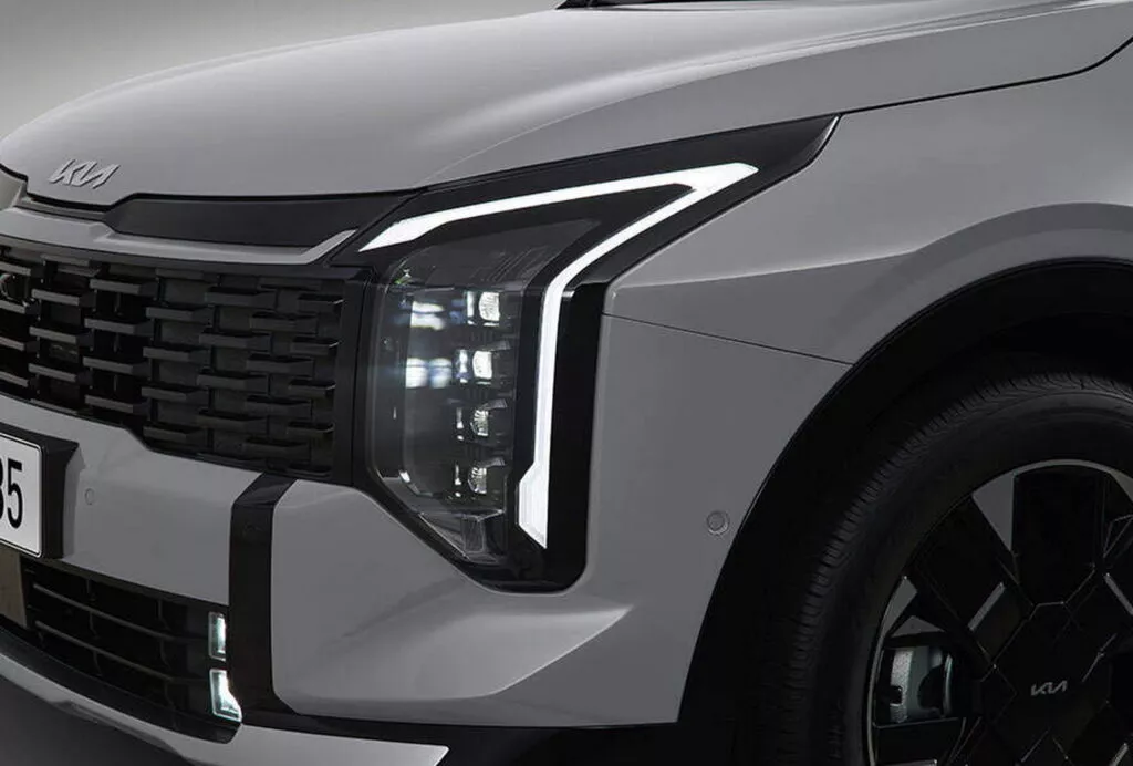 https://www.carscoops.com/wp-content/uploads/webp/2024/10/2026-Kia-Sportage-Korea-12-1024x692.webp