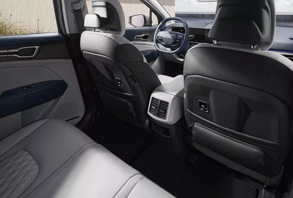 https://www.carscoops.com/wp-content/uploads/webp/2024/10/2026-Kia-Sportage-Korea-21-1024x692.webp