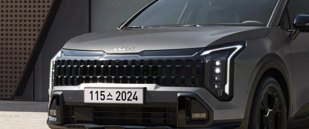 https://www.carscoops.com/wp-content/uploads/webp/2024/10/2026-Kia-Sportage-Korea-9-1024x427.webp