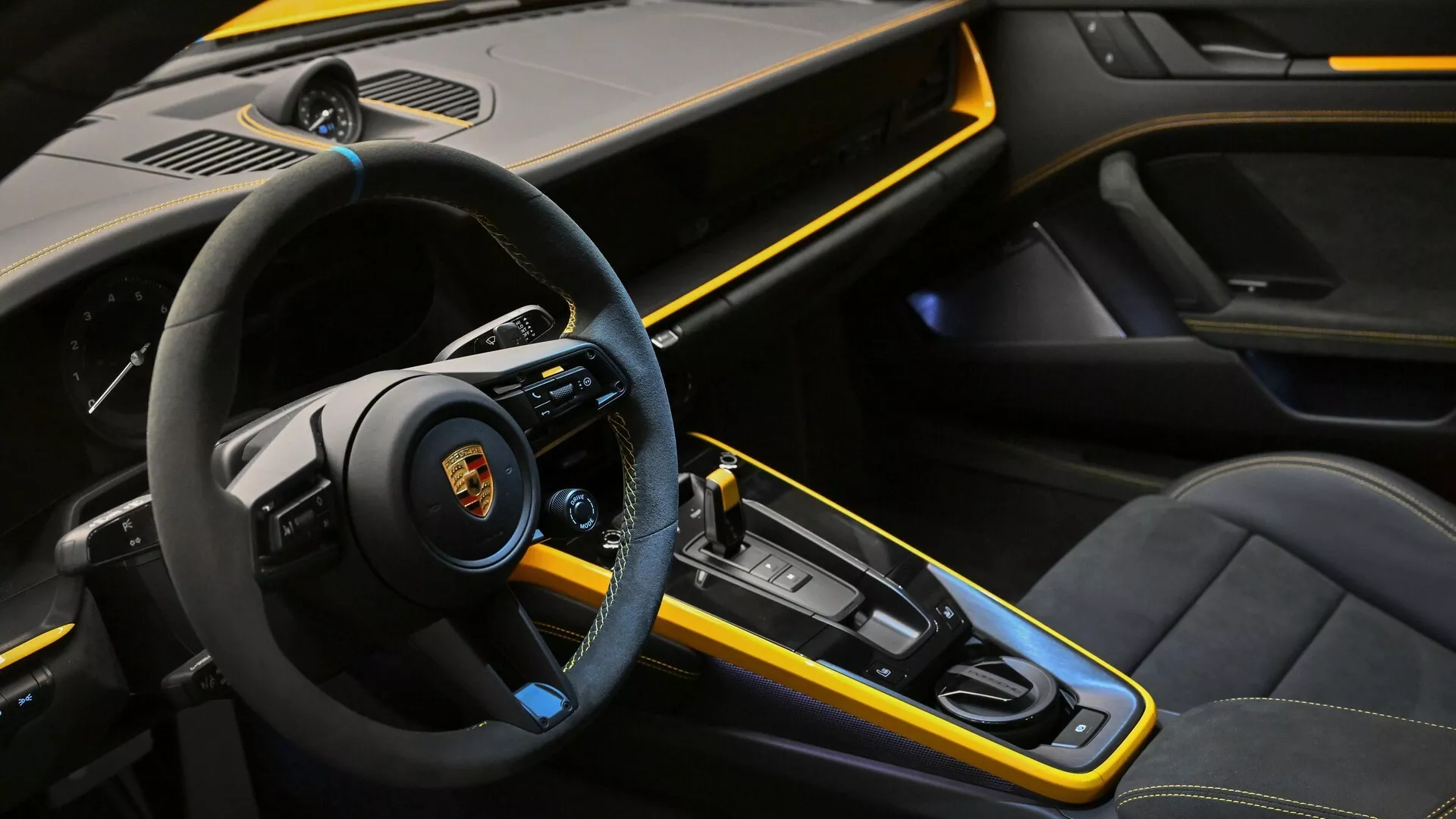Porsche-911-Dakar-New-8.webp