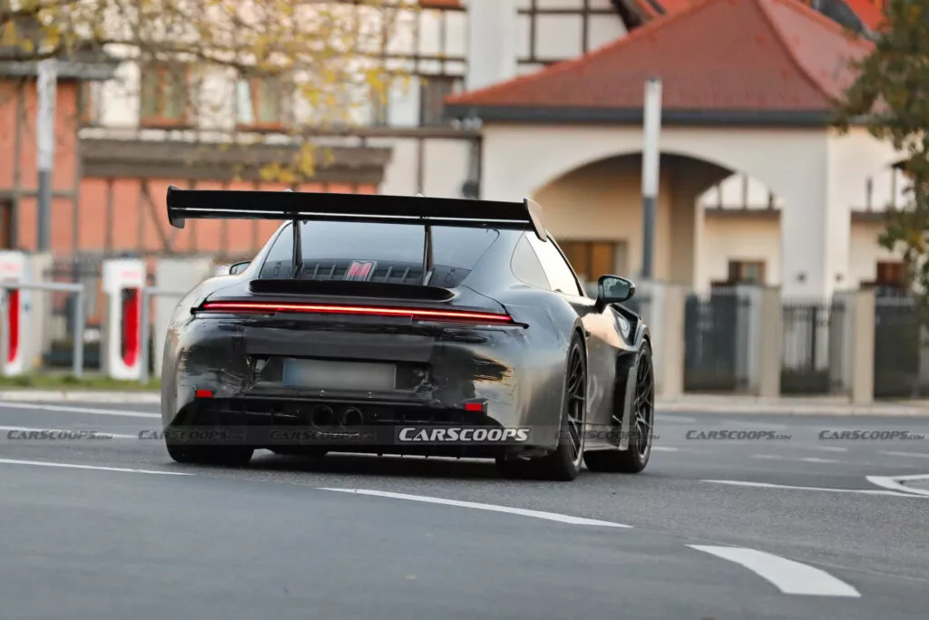 https://www.carscoops.com/wp-content/uploads/webp/2024/11/Porsche-911-GT3-RS-spy-shots-00025-1024x684.webp