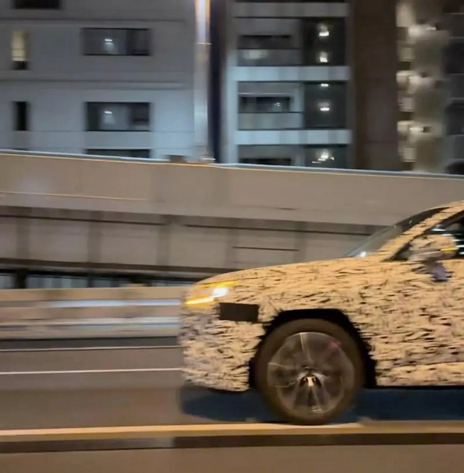 2025 - [Toyota] RAV4 mk6