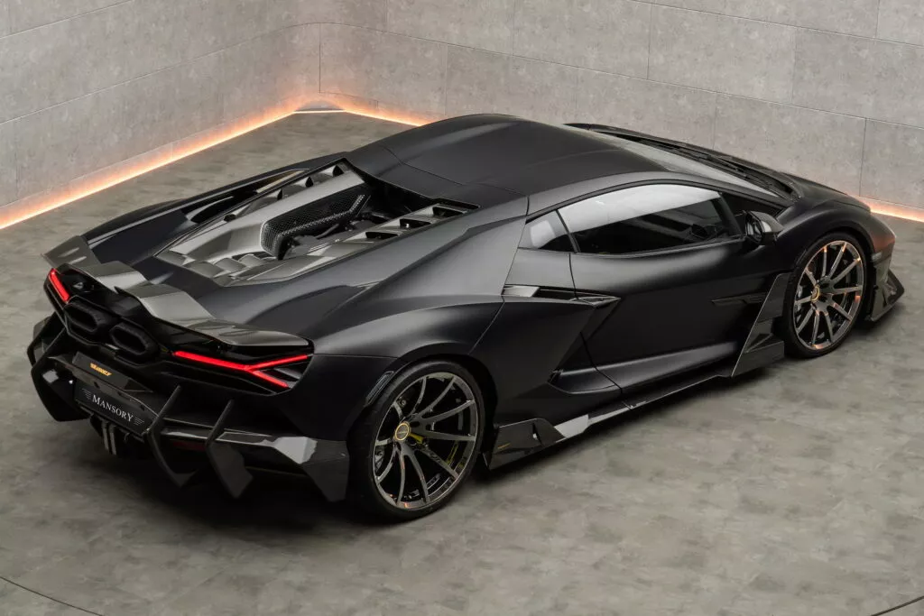 https://www.carscoops.com/wp-content/uploads/webp/2024/12/Lamborghini_Revuelto_by_MANSORY-7-1024x683.webp