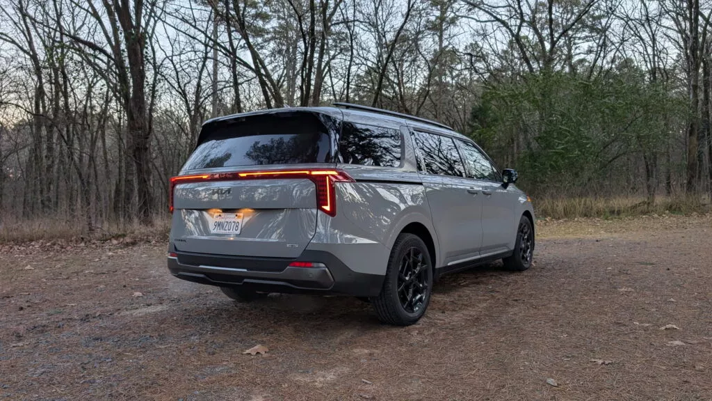 https://www.carscoops.com/wp-content/uploads/webp/2025/02/2025-Kia-Carnival-for-Carscoops-by-Stephen-Rivers-11-1024x576.webp