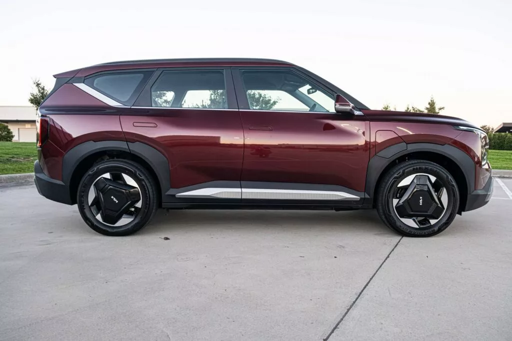 https://www.carscoops.com/wp-content/uploads/webp/2025/03/2025-Kia-EV5-Review-43-1024x683.webp