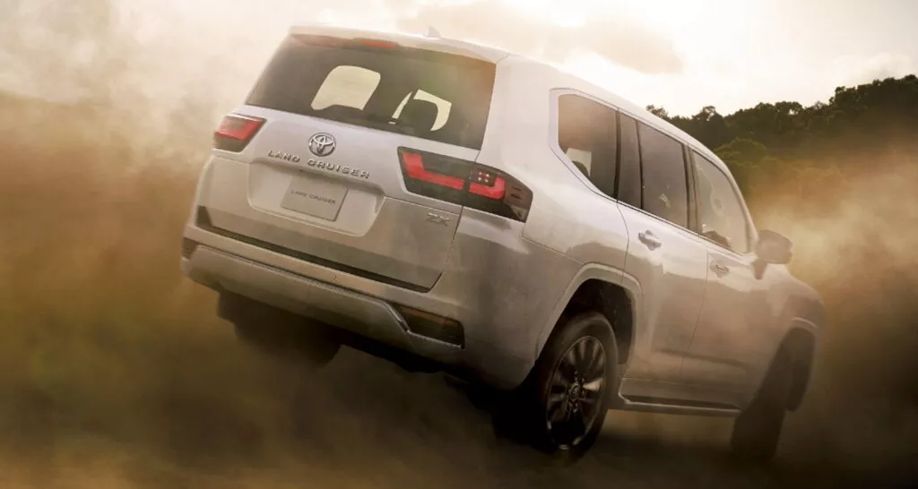 https://www.carscoops.com/wp-content/uploads/webp/2025/03/2025-Toyota-Land-Cruiser-300-Japan-5-1024x546.webp