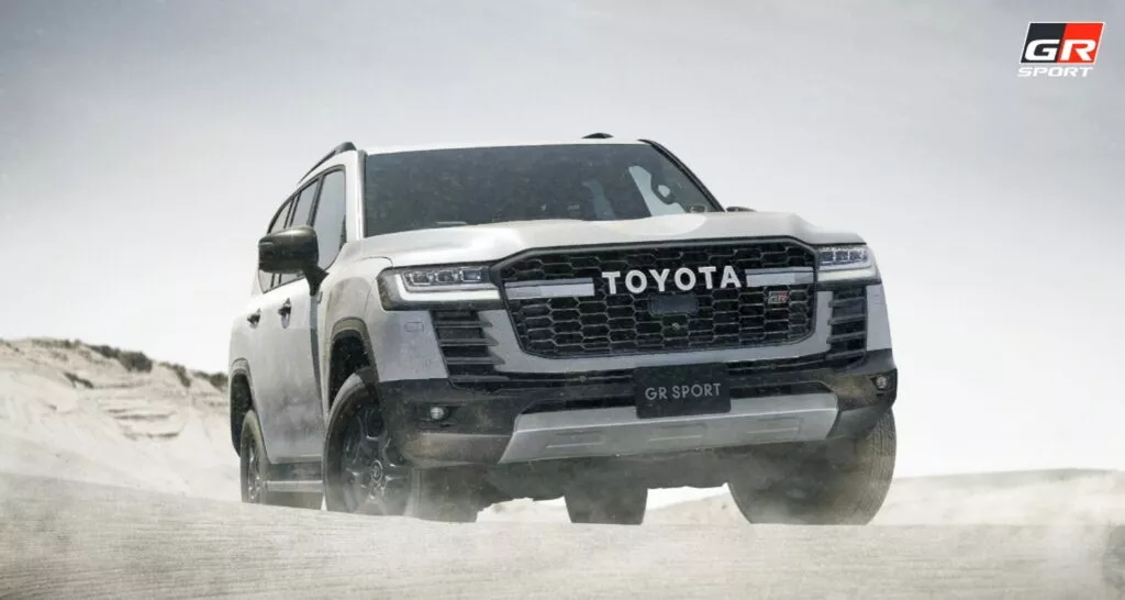 https://www.carscoops.com/wp-content/uploads/webp/2025/03/2025-Toyota-Land-Cruiser-300-Japan-7-1024x546.webp