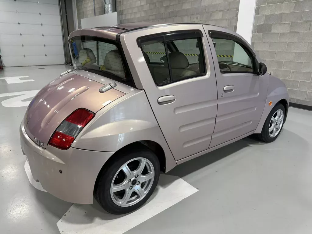 https://www.carscoops.com/wp-content/uploads/webp/2025/03/Toyota-WiLL-Vi-5-1024x768.webp