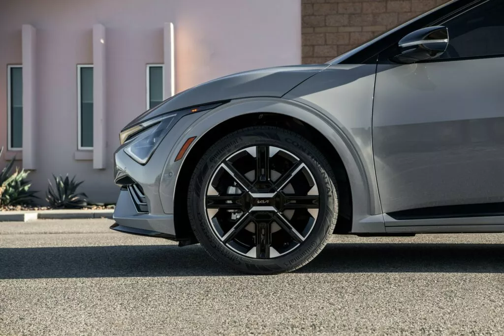 https://www.carscoops.com/wp-content/uploads/webp/2025/04/2025-Kia-EV6-421-15-1024x683.webp