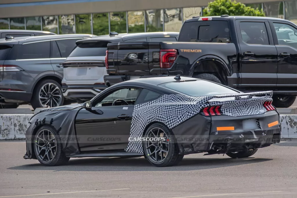 2026-Ford-Mustang-GT500-Scoop-14-1024x683.webp
