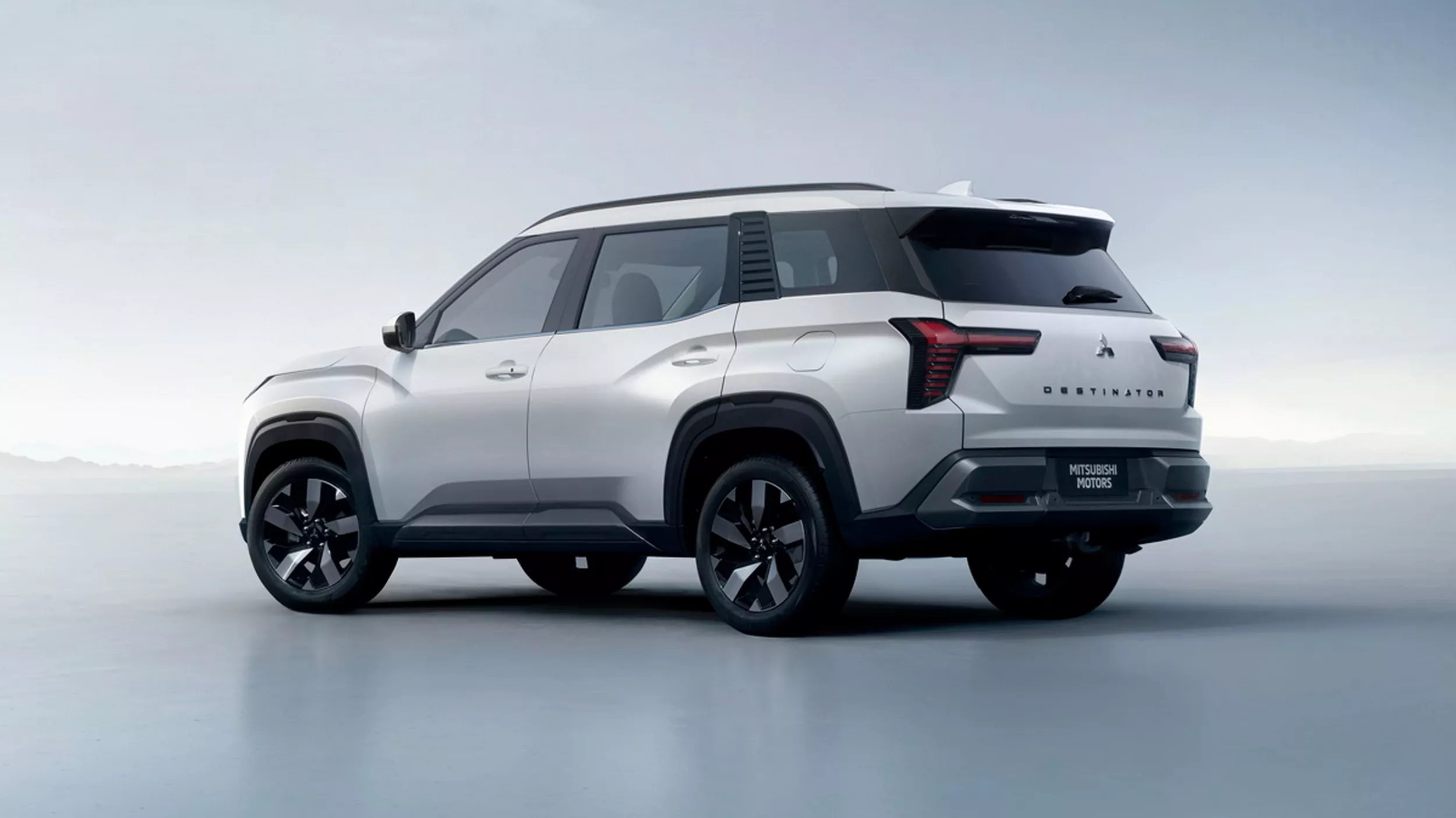 Mitsubishi-Destinator-Exterior-3.webp