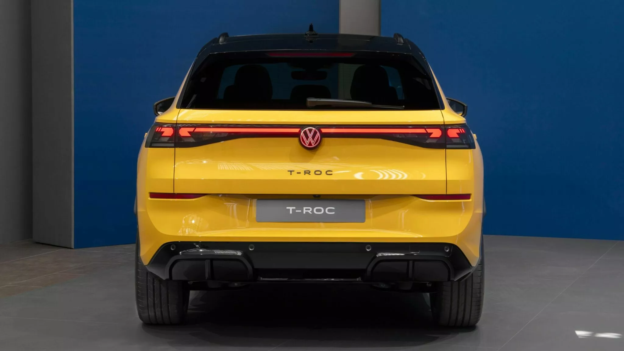 2026-VW-T-Roc-7-copy-2048x1153.webp