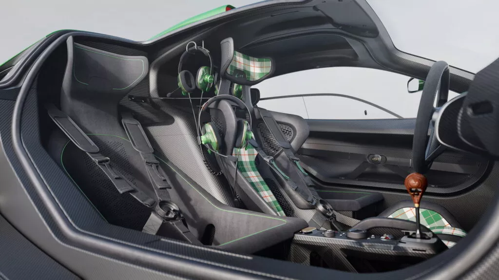 https://www.carscoops.com/wp-content/uploads/webp/2025/08/26_GMSV_-S1LM_Interior_Green_3-1024x575.webp