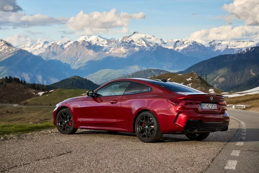 https://www.carscoops.com/wp-content/uploads/webp/2025/09/2025-BMW-Europe-Updates-12.webp