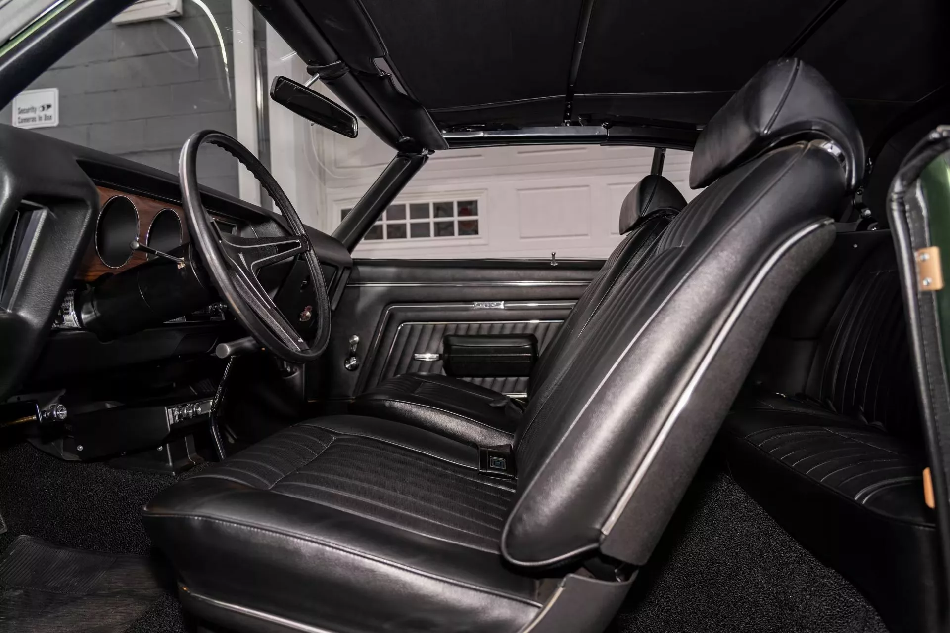 سيارة بونتياك