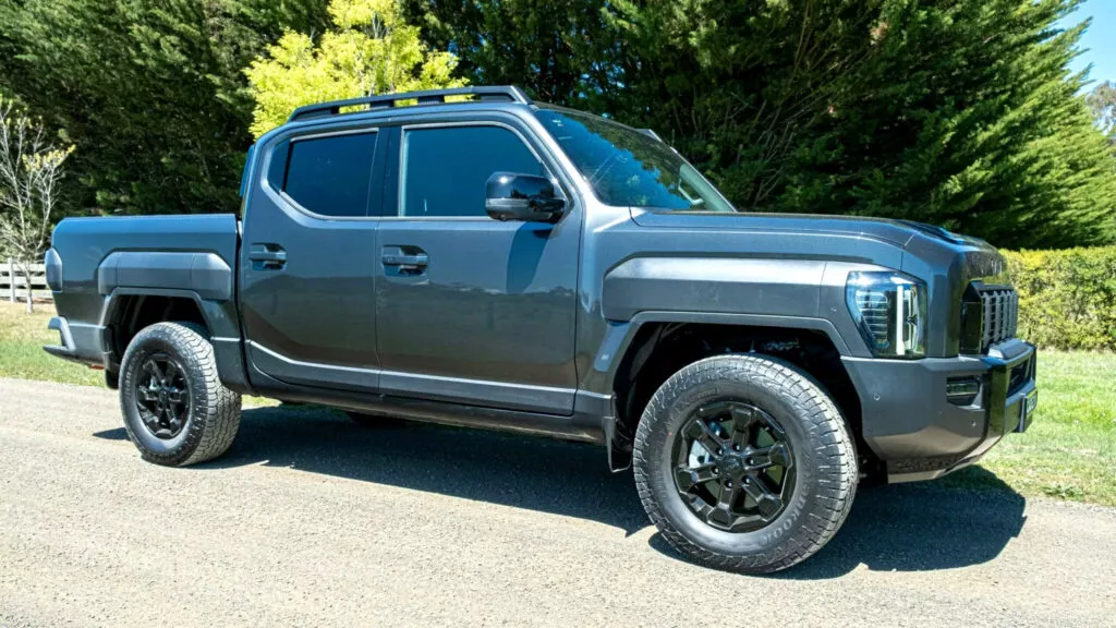 https://www.carscoops.com/wp-content/uploads/webp/2025/11/dfg--1024x576.webp